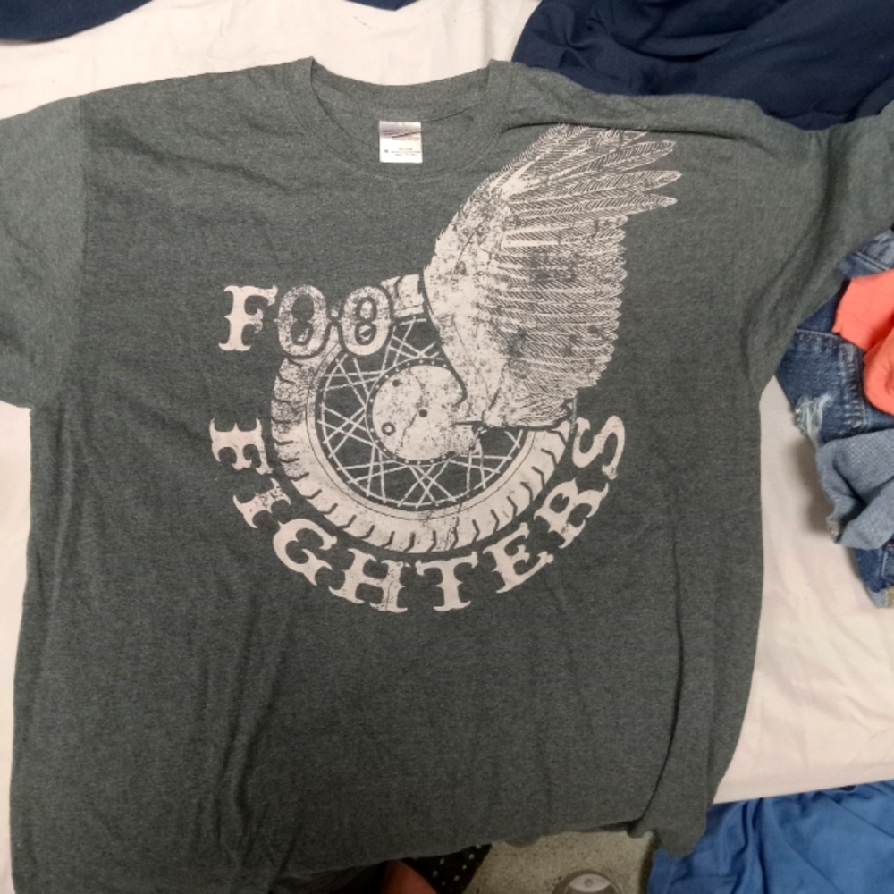 XL Foo fighters blue and white men's t-shirt